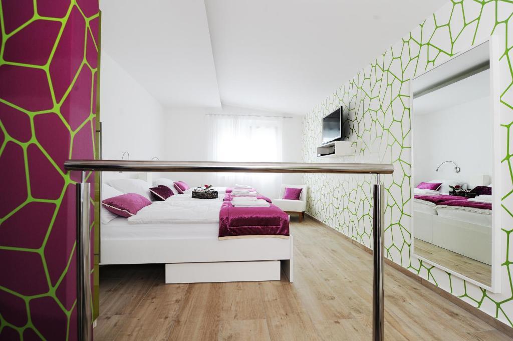 Garni Hotel Azur Любляна Номер фото